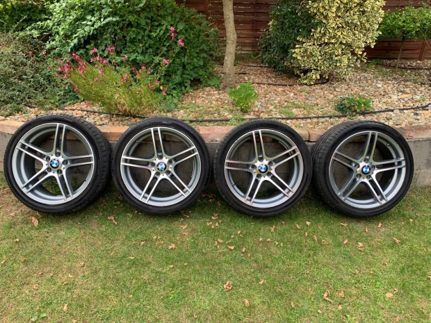 Gyri BMW 5x120 19col 255/35r19 2024-es nyri 260e/4db