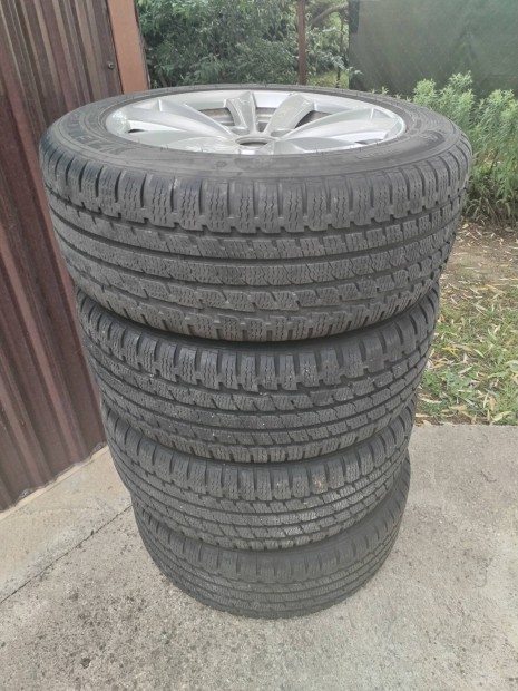 Gyri BMW F10 2011 alu felni gumival egytt elad 