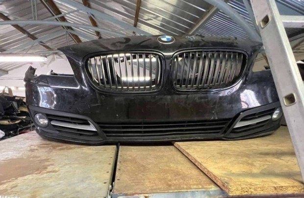 Gyári BMW F10 LCI komplett első lökhárító