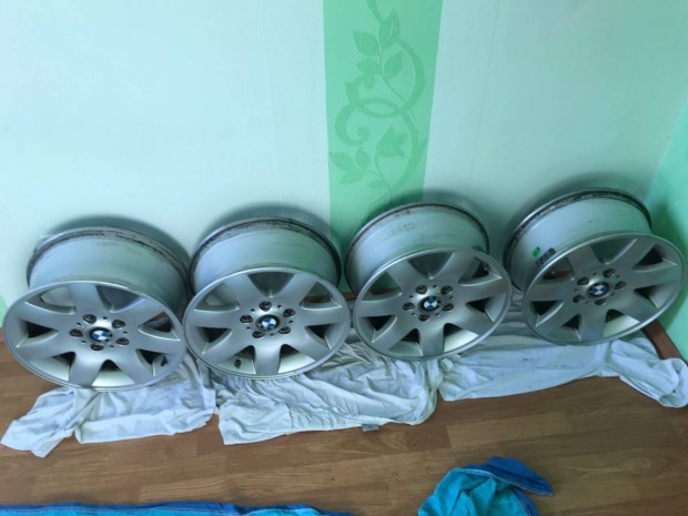 Gyári BMW alufelni szett 16 col, 7Jx16 H2, ET47, 5x120 + gumik