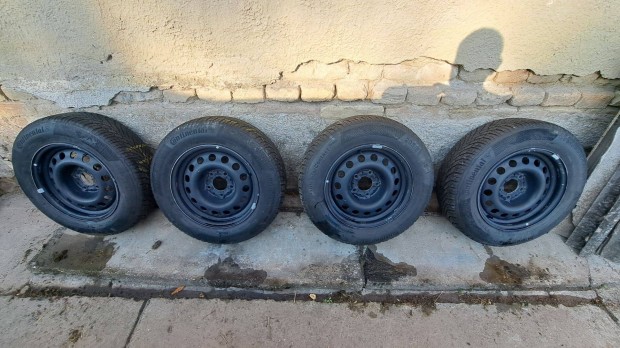Gyári BMW felni + téli gumiabroncs