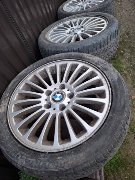 Gyári BMW felni  sűrű külös.