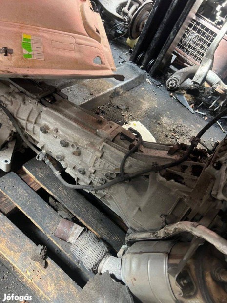 Gyári Bmw 18-20D Xdrive kézi váltó összkerekes