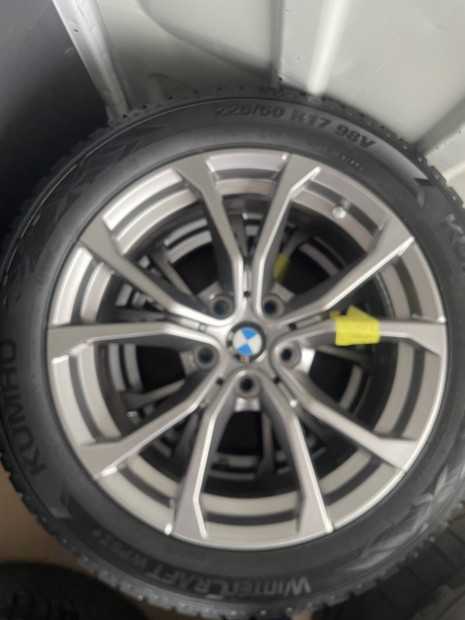 Gy�ri Bmw 225/50 R17 Kumho t�li �j