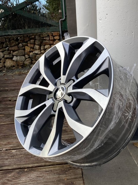 Gyári Borbet Audi Skoda Vw Seat alufelni 5x112 17" 215/50 R17