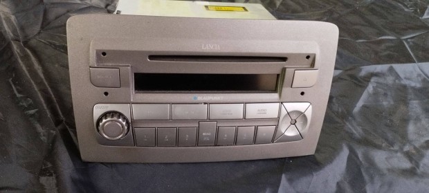 Gyári CD-rádió (Blaupunkt) Lancia Musa-ba