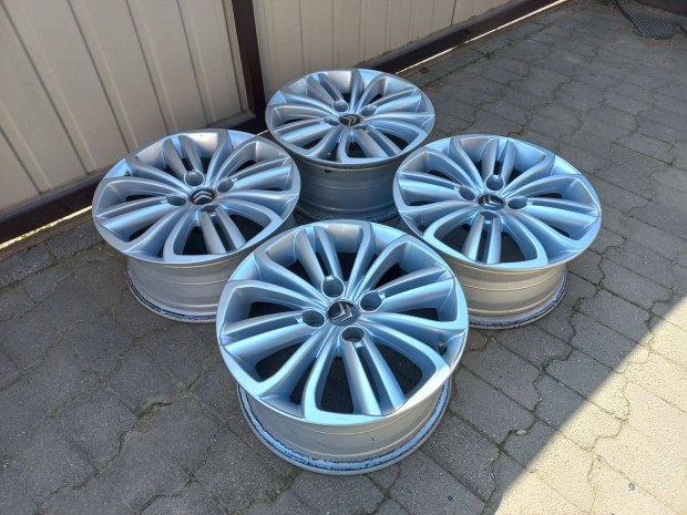 Gy�ri Citroen-Peugeot 4X108 16 colos alufelnik!
