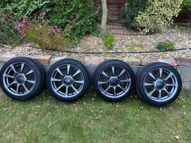 Gyri Fiat 500 16col 195/45r16 continental szinte j tli gumikkal