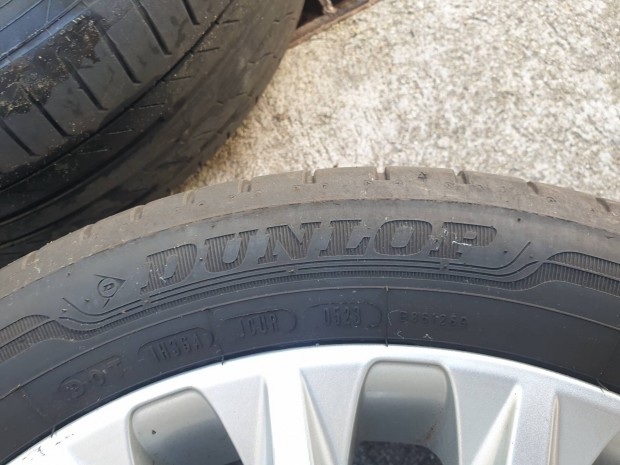 Gyri Ford 17" alufelni, Dunlop nyrival