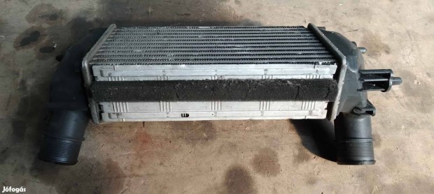Gyári Ford Fiesta mk7 intercooler hűtő 1.0i ecoboost