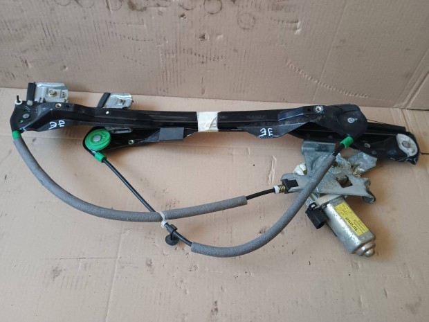 Gyri Ford Focus MK1 jobb els elektromos ablakemel XS41-23200