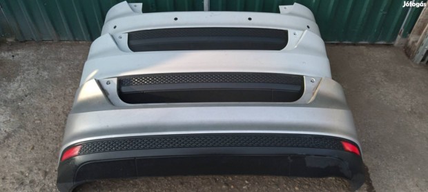 Gyári Ford Focus MK3 5 ajtós hátsó lökhárító és egyéb alkatrészek