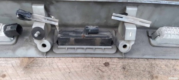Gyári Ford Mondeo kombi csomagtér ajtónyitó gomb