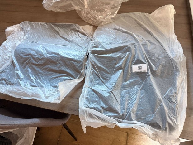 Gy�ri Ford Ranger (2023-) sz�nyeggarnit�ra �j, 4 db