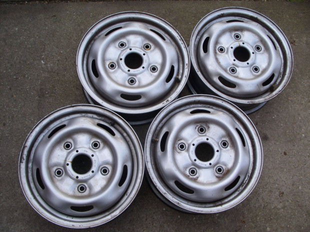 Gyári Ford Transit felni 15" jó állapotban eladó