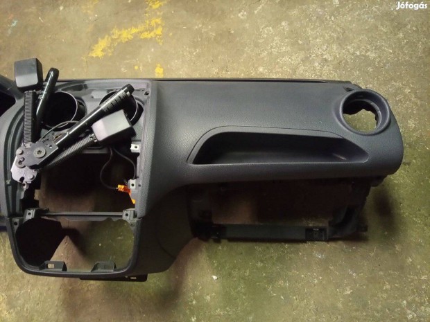 Gyári Ford fiesta mk6 légzsák szett 2005 től 2008 ig