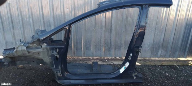 Gyári Ford fiesta mk7 bal küszöb a b oszlop koszorú stb