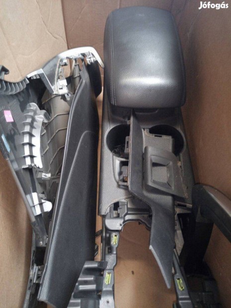 Gyri Ford focus MK3 knykl minden szksges alkatrszvel tptsh