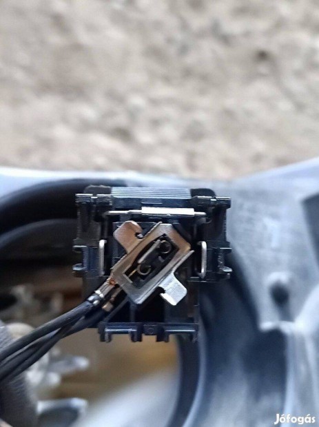 Gyári Ford focus mk3 fényszóró izzó csatlakozó