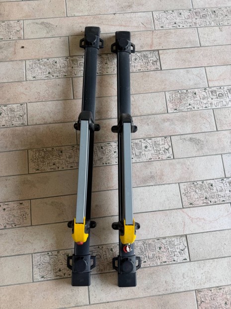 Gy�ri Jeep Grand Cherokee WK/WH (2005-2010) tet�csomagtart� Mopar