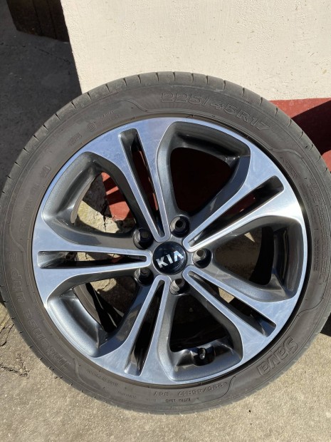 Gy�ri Kia/Hyundai Alufelni 17"