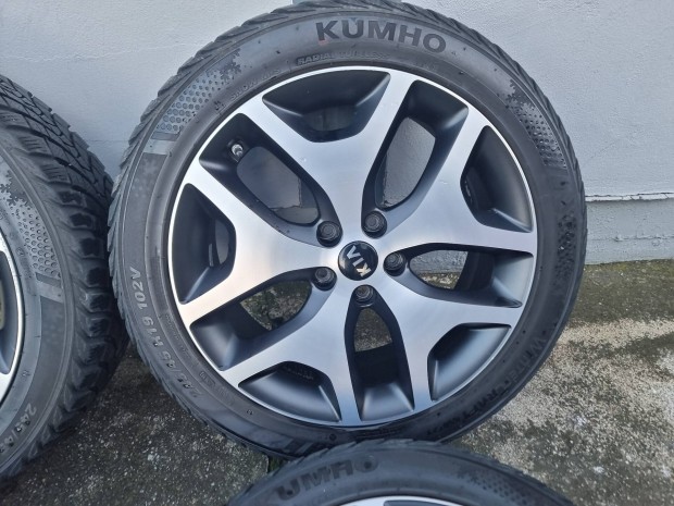 Gyri Kia Sportage 19"-os alufelni