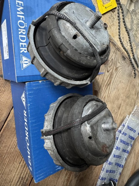 Gy�ri Mb Vito Viano 639 2.2 motortart�k