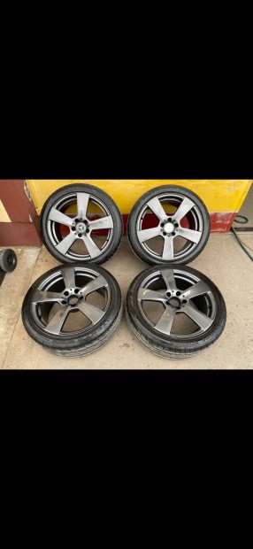 Gyri Mercedes-Benz 18" alufelni garnitra 