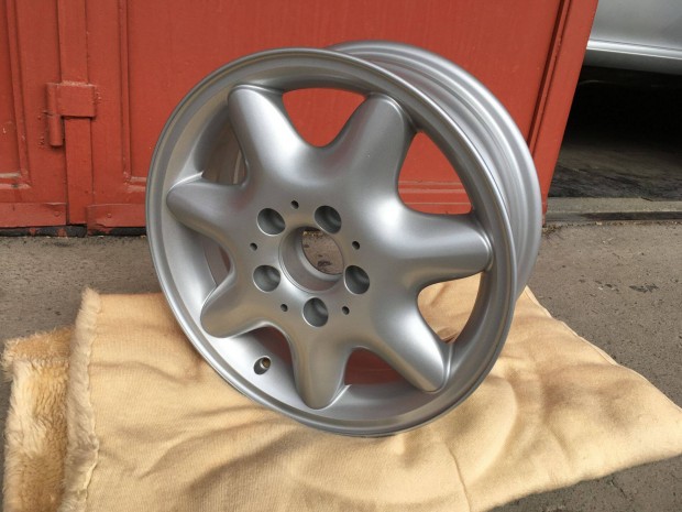 Gy�ri Mercedes Benz C-oszt�ly Elnath 15" alufelnik restaur�lt �llapot