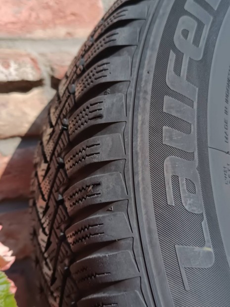 Gyári Mercedes R16 Alufelni / Téli gumikkal