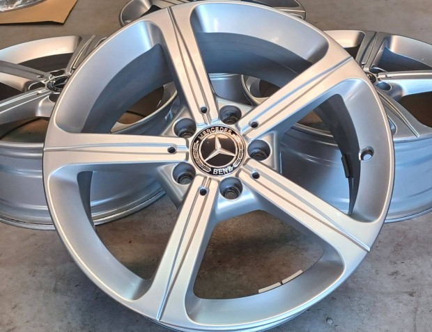 Gyári Mercedes W177 A B CLA alufelnik 5x112 6,5x17 ET44 4db
