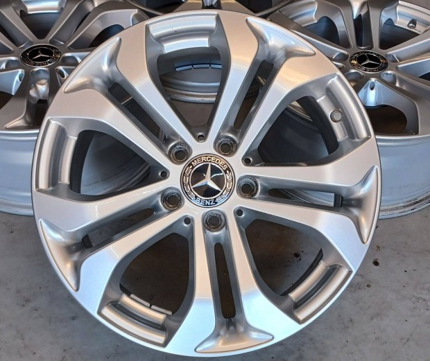 Gyri Mercedes W253 GLC klasse 5x112 7,5x17 ET36 4db