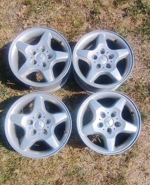 Gyári Mercedes alufelni 16"