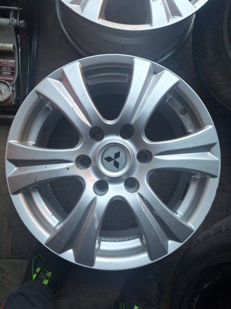 Gyri Mitsubishi 17coll alufelni 6x139.7