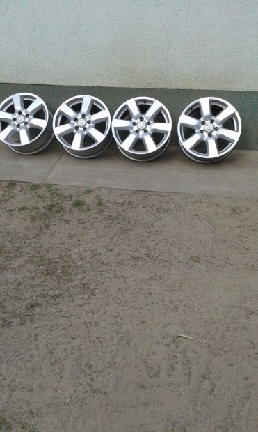 Gy�ri Nissan X Trail Alufelni
