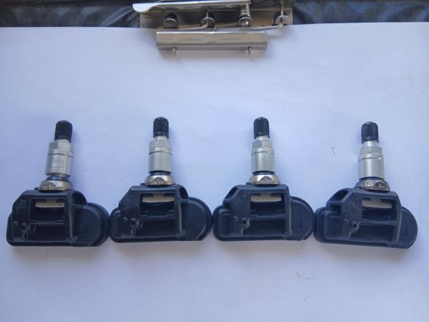 Gyári Opel Astra J Zafira C Insignia tpms keréknyomás szenzor 13581560