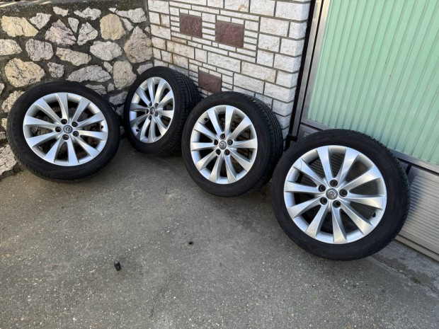 Gyári Opelalufelni+ Nyárigumi 17"