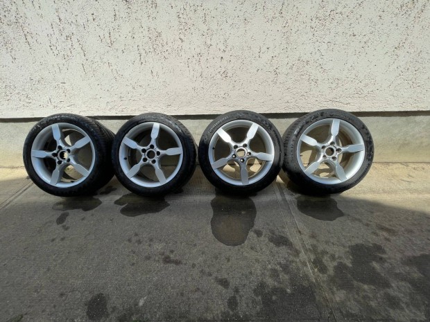 Gyári Seat alifelni 225/45 R17