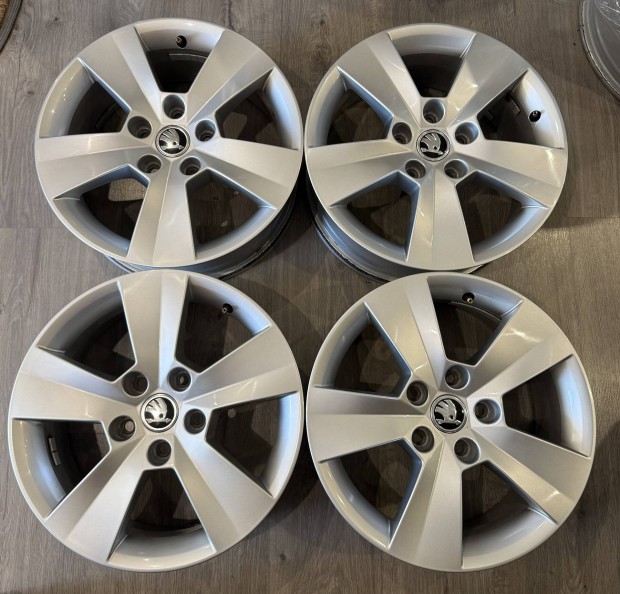 Gyári Skoda 5x112 16 alufelni Superb Octavia VW Volkswagen Seat felni