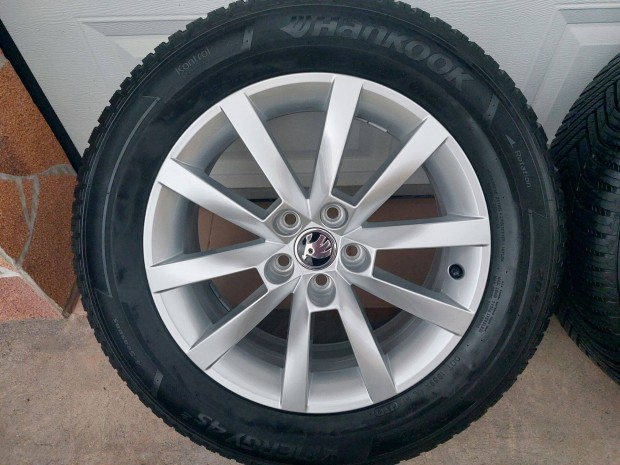 Gyri Skoda Kamiq-scala 16alufelni 5x100 ngyvszakos gumi qqq