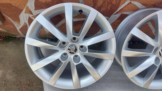 Gyri Skoda Kamiq-scala 16alufelni 5x100 