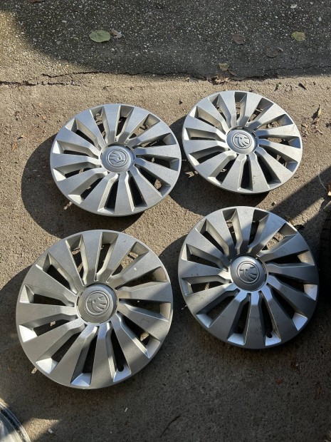 Gyari Skoda dsztrcsa 16" R16, 16, 4db