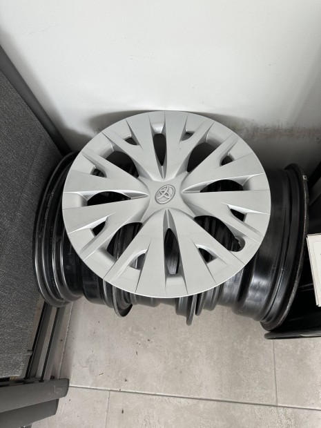 Gyri Toyota Yaris acl felni
