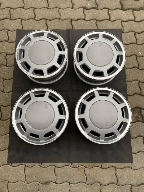 Gyári VW Golf III GTI 6x15 et38 5x100 gyari alufelni