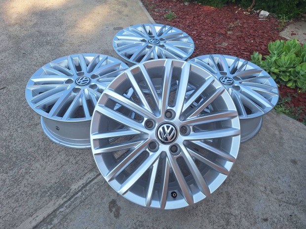 Gyári VW Golf Touran 5*112 R16 alufelni. Jetta. Caddy