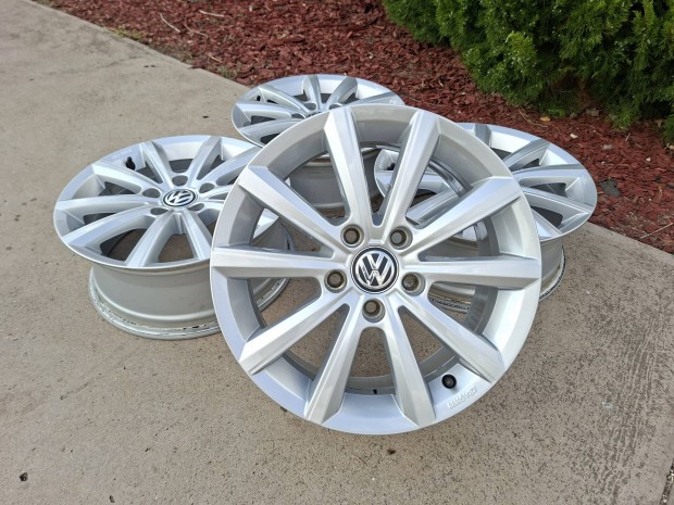 Gyári VW Passat 5*112 R16 Merano alufelni. Golf Jetta Touran