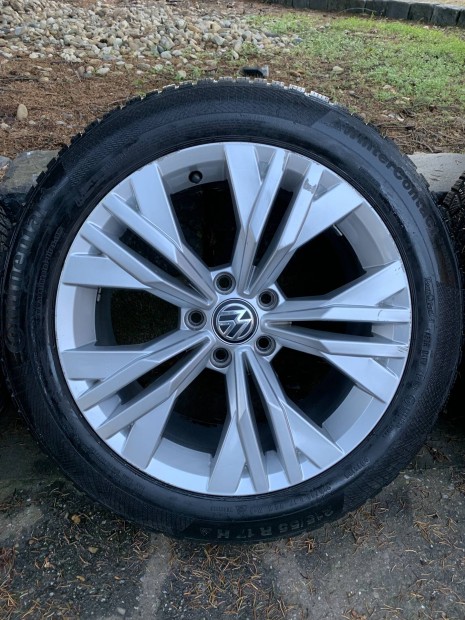 Gyri VW Passat All Track 17col 215/55 r17 nagyon j tli gumikkal