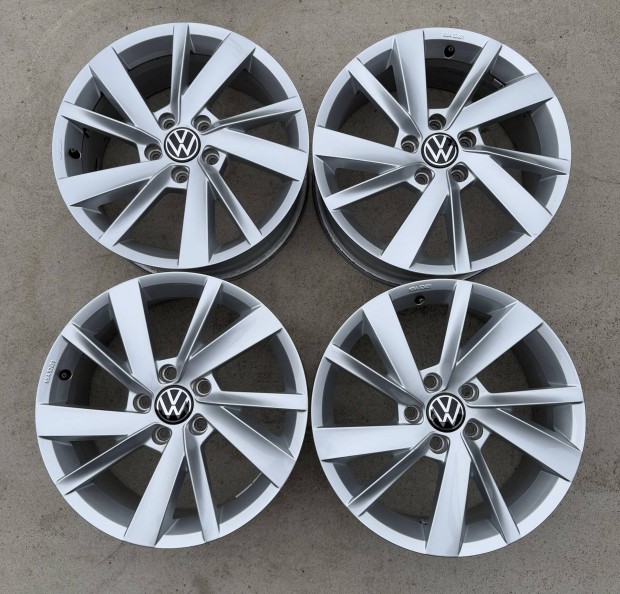 Gyári Volkswagen 5x112 17 alufelni Golf Passat Touran Caddy Skoda