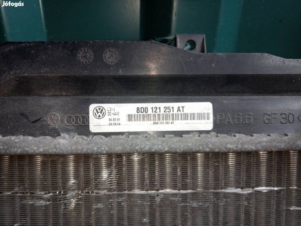 Gyári Volkswagen Passat vízhűtő 1.8t 8d0121251at