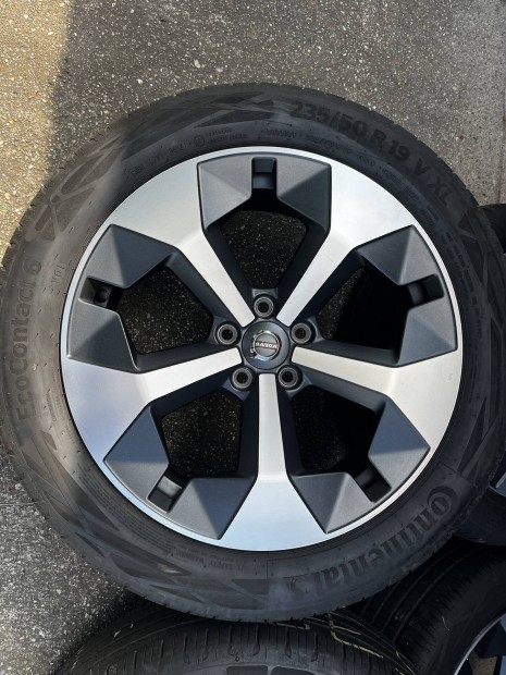 Gyári Volvo 19' alufelni szett, 5x108